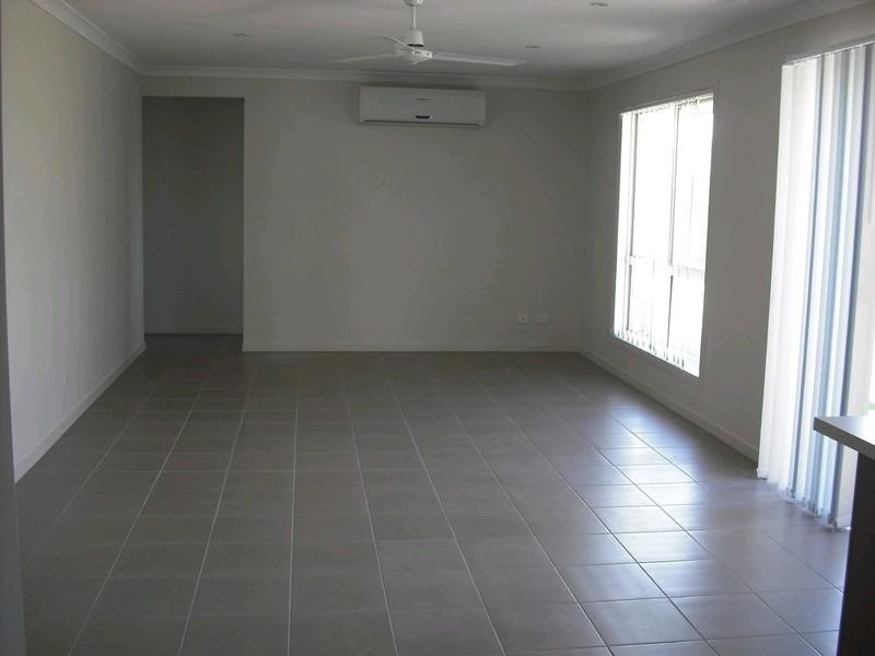 16 Ningi Waters Drive, Ningi QLD 4511