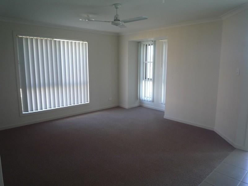 14 Broadleaf Place, Ningi QLD 4511