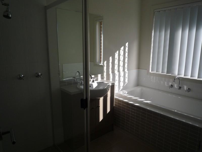 14 Broadleaf Place, Ningi QLD 4511