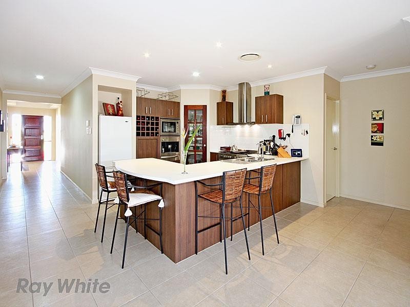24 Amity Drive, Rothwell QLD 4022