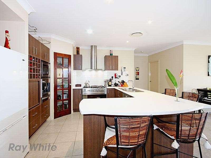 24 Amity Drive, Rothwell QLD 4022