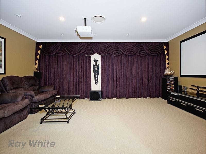 24 Amity Drive, Rothwell QLD 4022