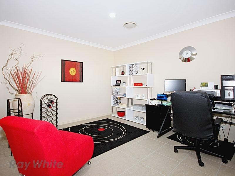 24 Amity Drive, Rothwell QLD 4022