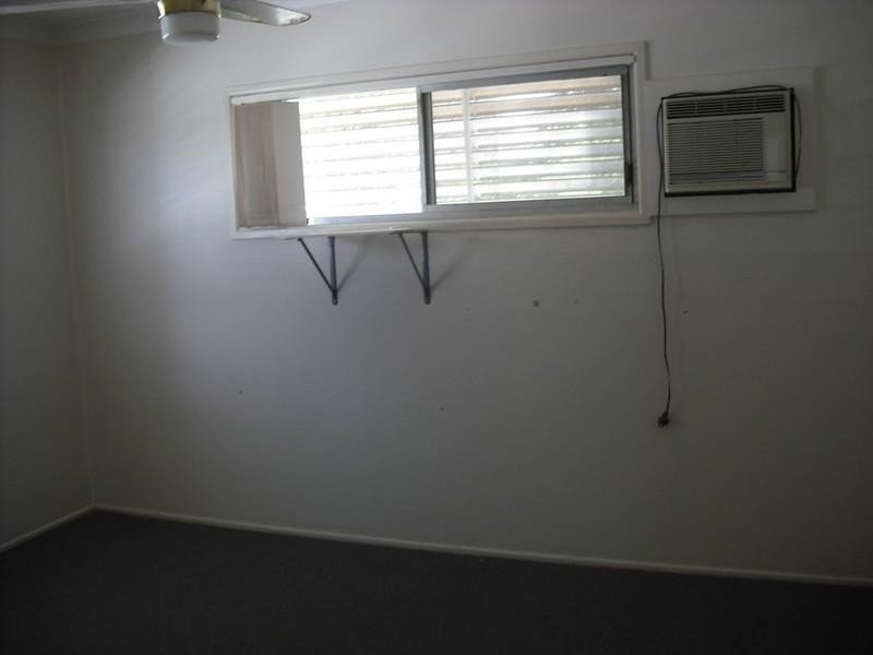 27 Spring Street, Deception Bay QLD 4508