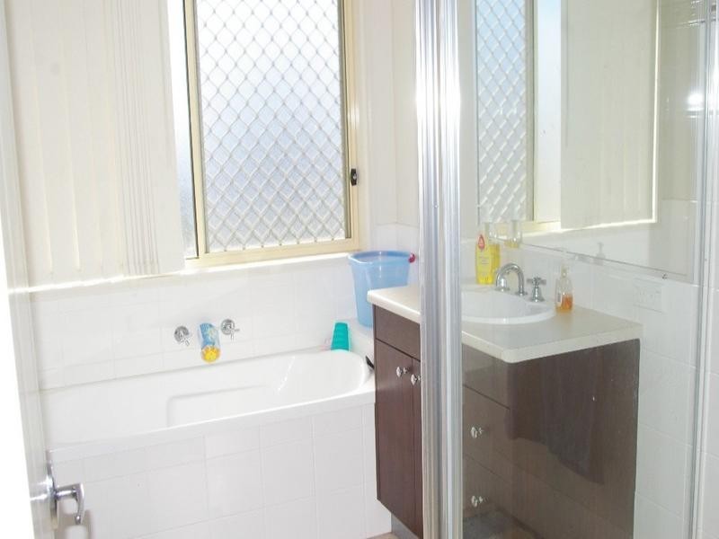 16 Peachester Court, Deception Bay QLD 4508