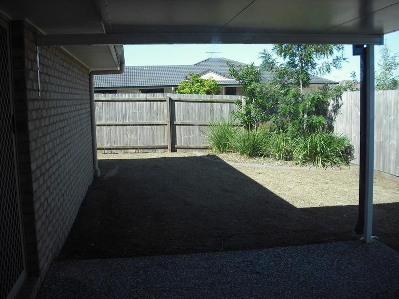 2 Outlook Court, Kallangur QLD 4503