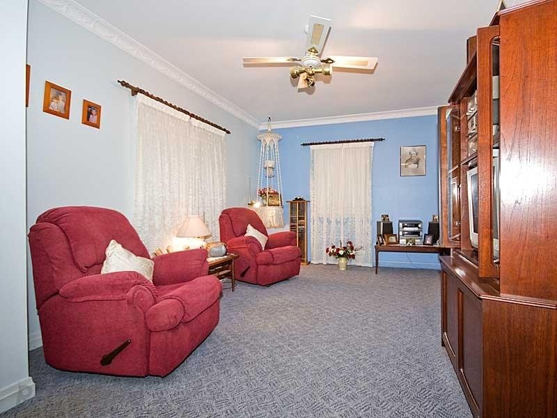 7 Spring Street, Deception Bay QLD 4508