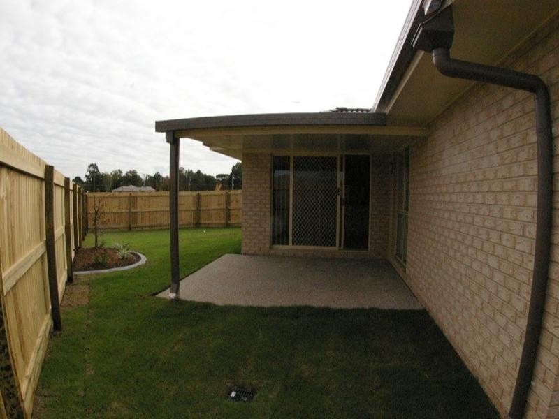 8 Kemp Street, Caboolture QLD 4510
