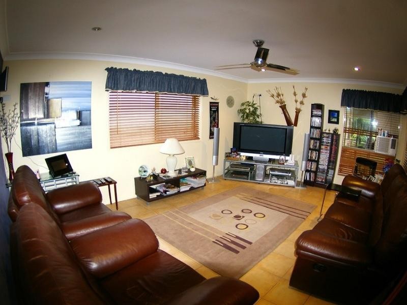 2 Yandina Place, Deception Bay QLD 4508