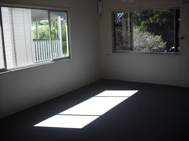 27 Spring Street, Deception Bay QLD 4508