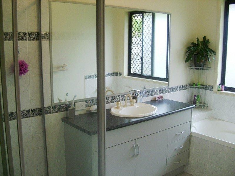 2 Cairns Crescent, Deception Bay QLD 4508