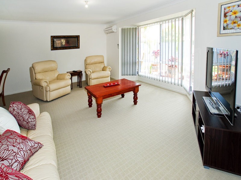 20 Linthaven Drive, Rothwell QLD 4022