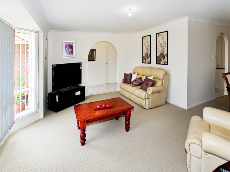 20 Linthaven Drive, Rothwell QLD 4022
