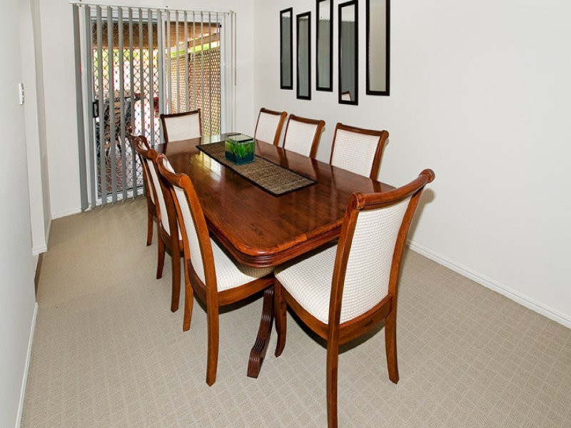 20 Linthaven Drive, Rothwell QLD 4022