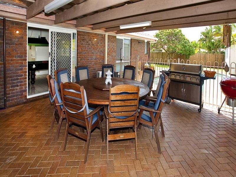 20 Linthaven Drive, Rothwell QLD 4022