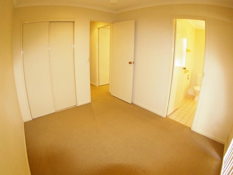 5 Walton Crescent, Murrumba Downs QLD 4503