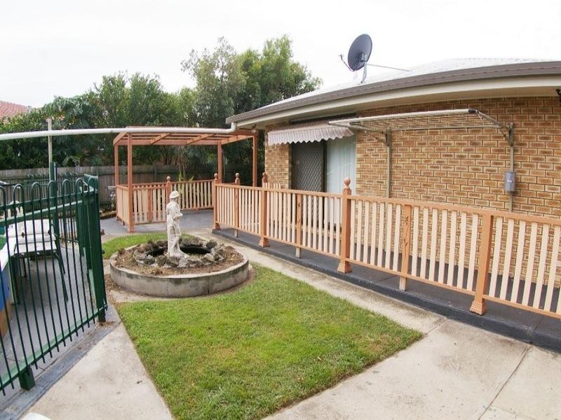 9 Spring Street, Deception Bay QLD 4508