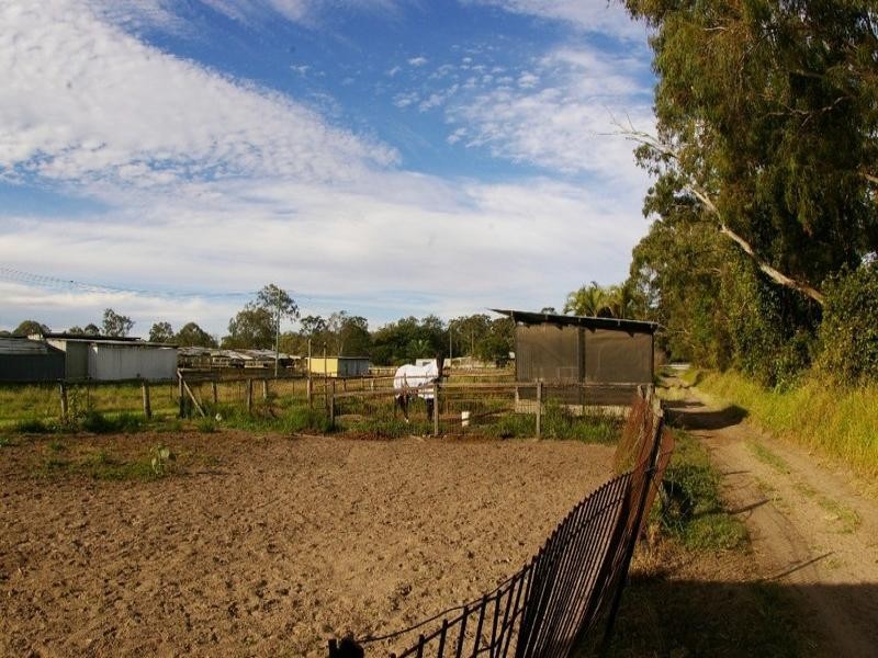 88 Priest Road, Deception Bay QLD 4508