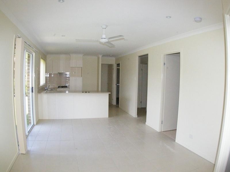 11 Pristine Place, Ningi QLD 4511
