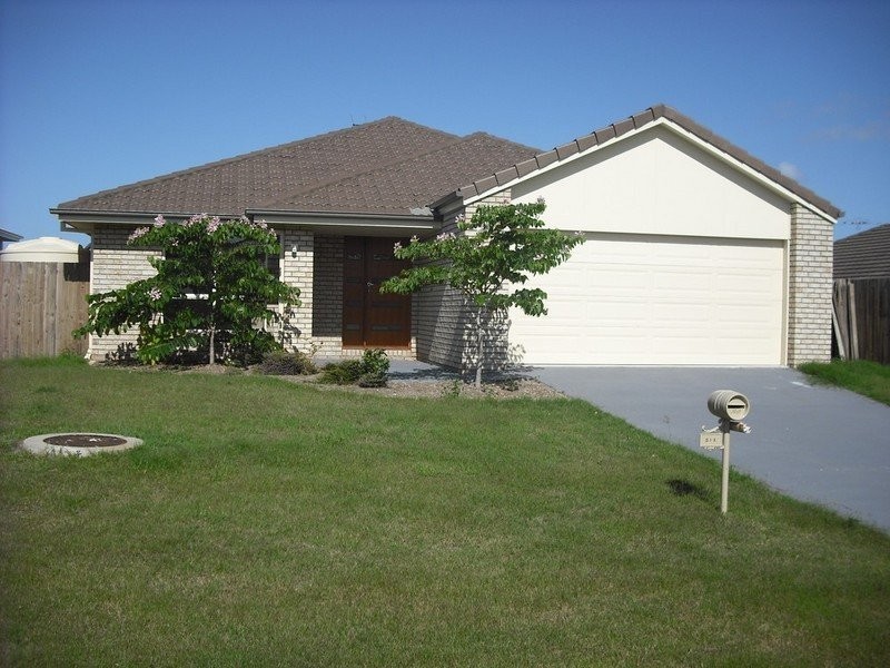 6 Canaipa Court, Rothwell QLD 4022