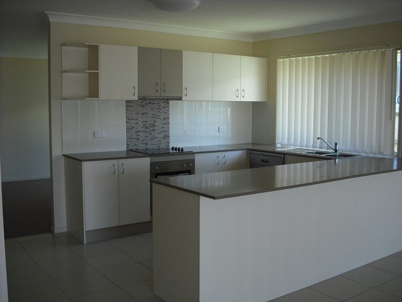 6 Canaipa Court, Rothwell QLD 4022