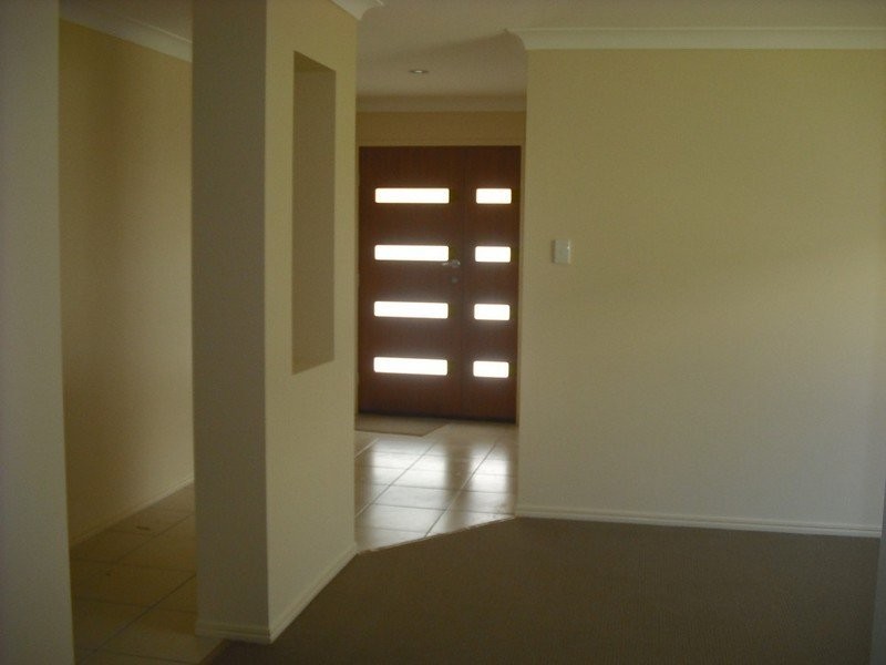 6 Canaipa Court, Rothwell QLD 4022