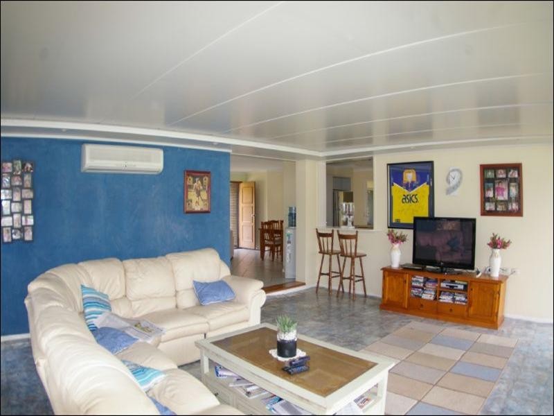 26 Bermuda Avenue, Deception Bay QLD 4508