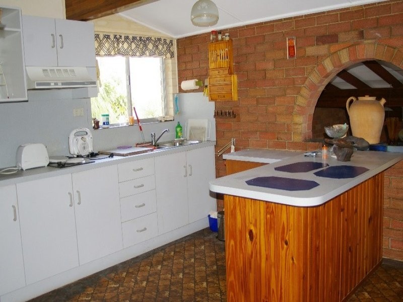 155 Esplanade South, Deception Bay QLD 4508