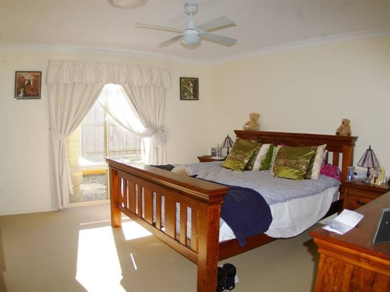 40 Yandina Place, Deception Bay QLD 4508