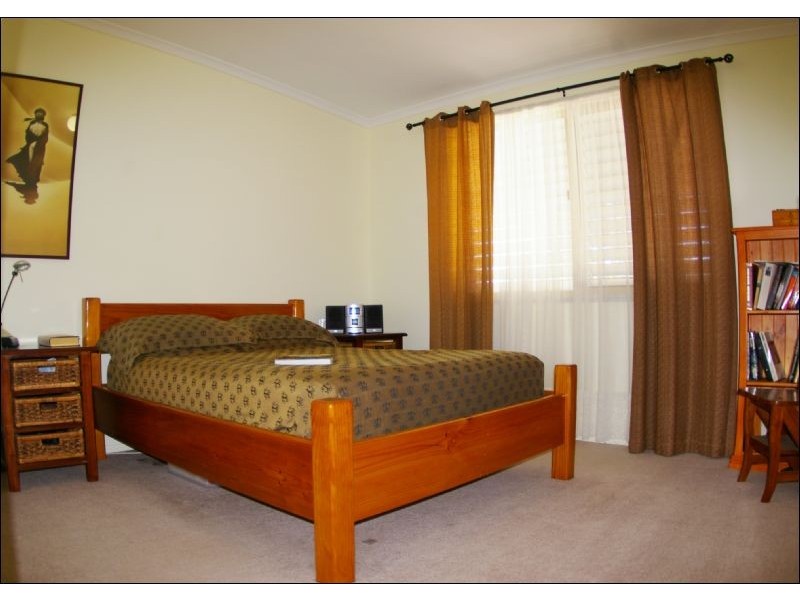 6 Agnes Court, Deception Bay QLD 4508