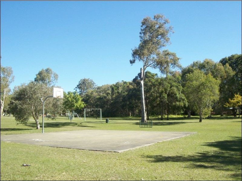 4 Claragh Court, Kallangur QLD 4503