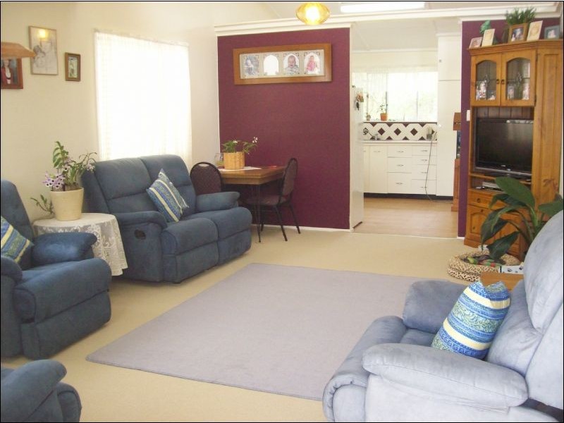 4 Claragh Court, Kallangur QLD 4503