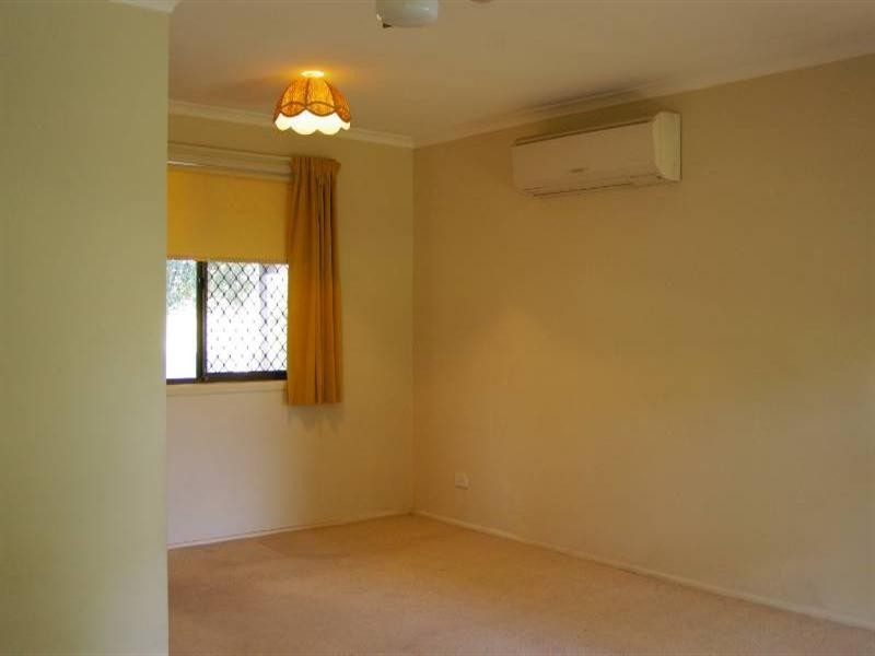 32 Whitlock Drive, Rothwell QLD 4022