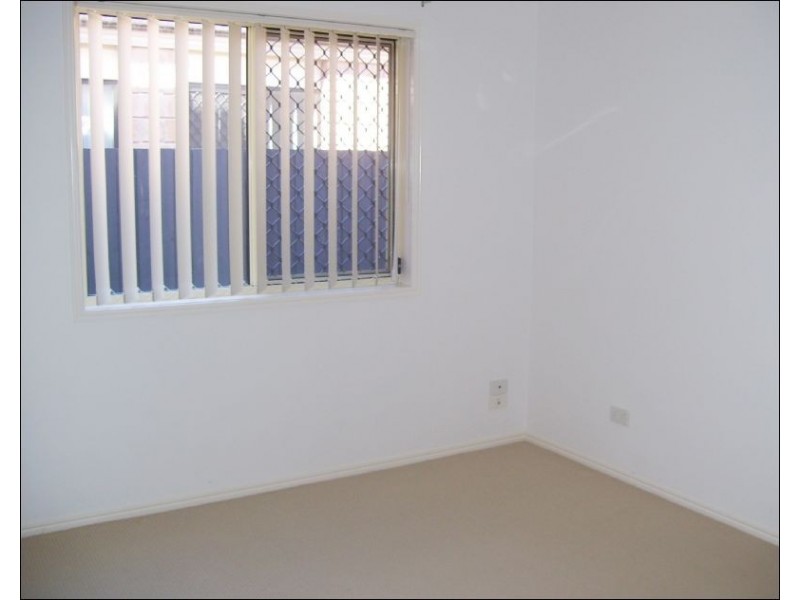 10 Gale Street, Redcliffe QLD 4020