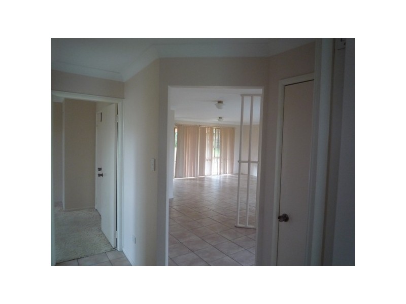 9 Deborah Court, Deception Bay QLD 4508