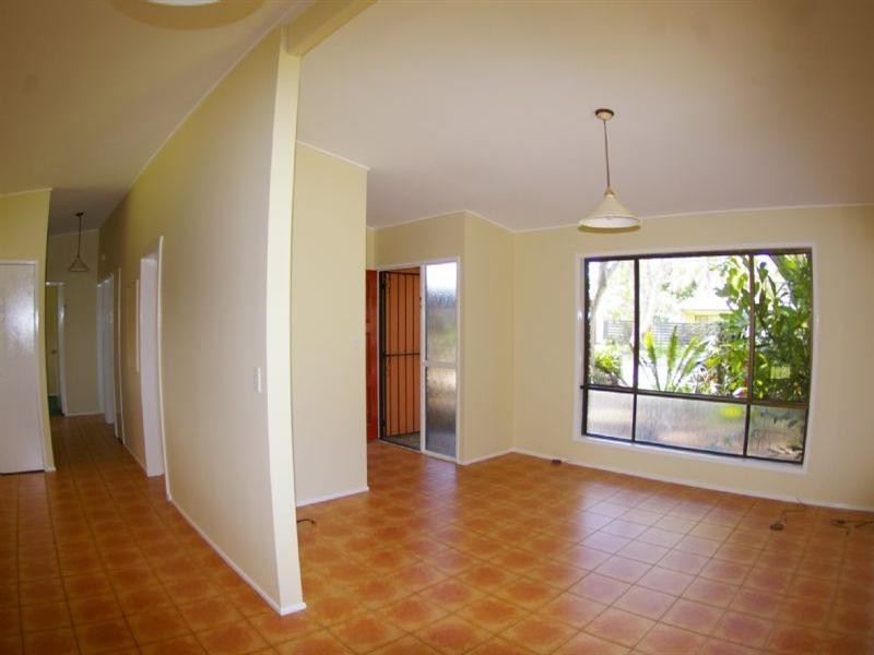 6 Simon Street, Deception Bay QLD 4508