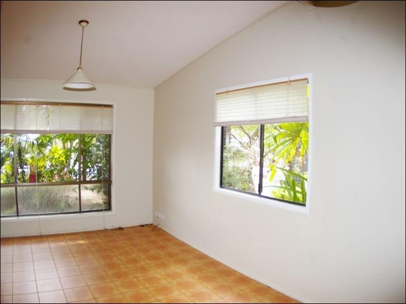 6 Simon Street, Deception Bay QLD 4508