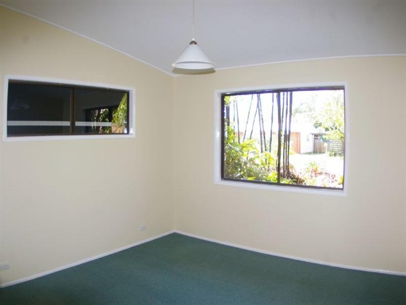 6 Simon Street, Deception Bay QLD 4508