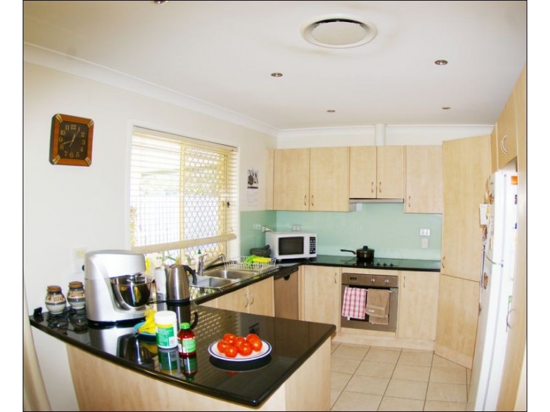 6 Stamp Street, Deception Bay QLD 4508