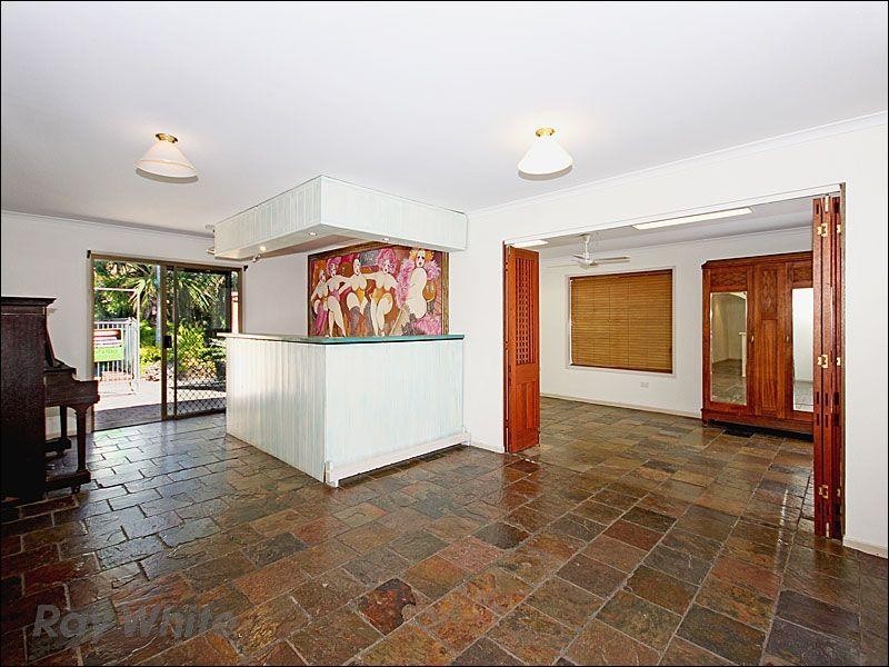 6 Welsby Court, Rothwell QLD 4022