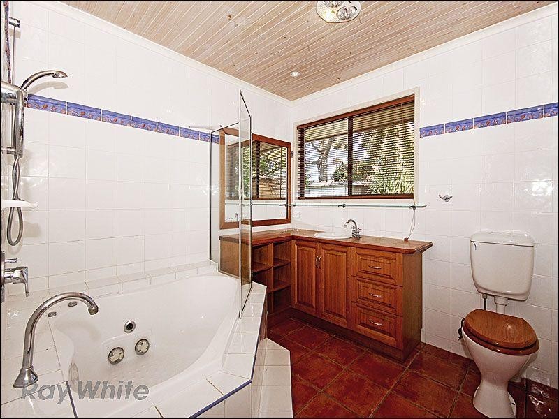 6 Welsby Court, Rothwell QLD 4022