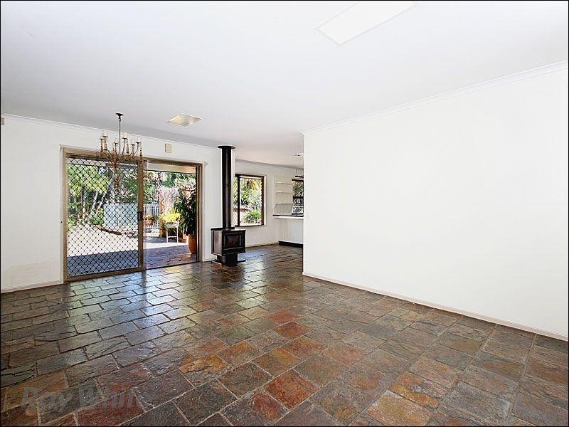 6 Welsby Court, Rothwell QLD 4022