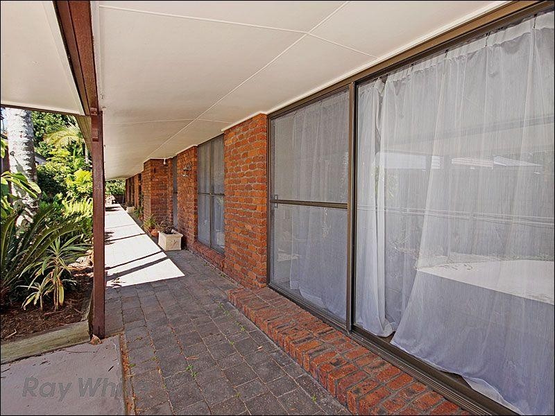 6 Welsby Court, Rothwell QLD 4022