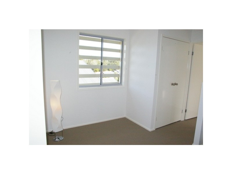 3/17 Lady Bowen Parade, Rothwell QLD 4022