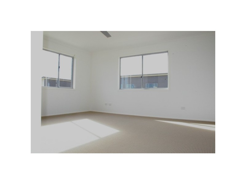 3/17 Lady Bowen Parade, Rothwell QLD 4022