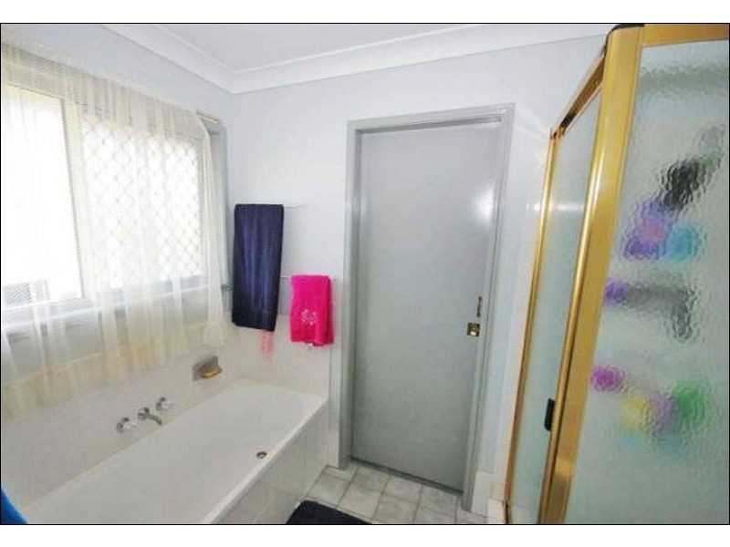 1 Janelle Court, Deception Bay QLD 4508