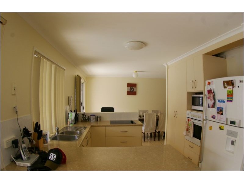 8 Delvene Court, Deception Bay QLD 4508