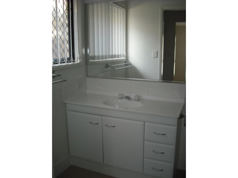 48 Amity Drive, Rothwell QLD 4022