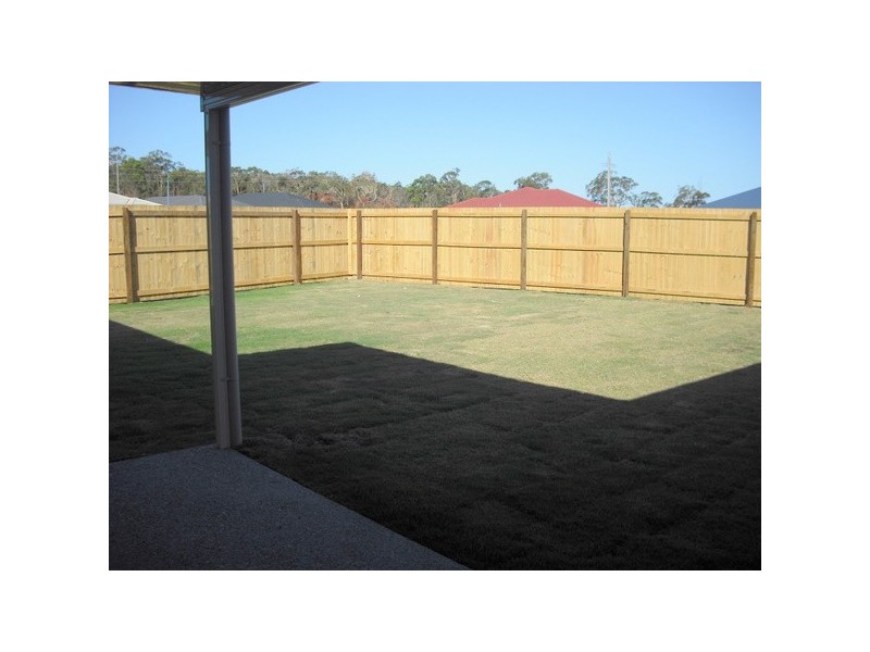 79 Sandstone Boulevard, Ningi QLD 4511