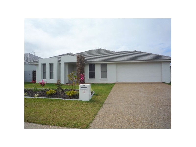 73 Sandstone Blvde, Ningi QLD 4511